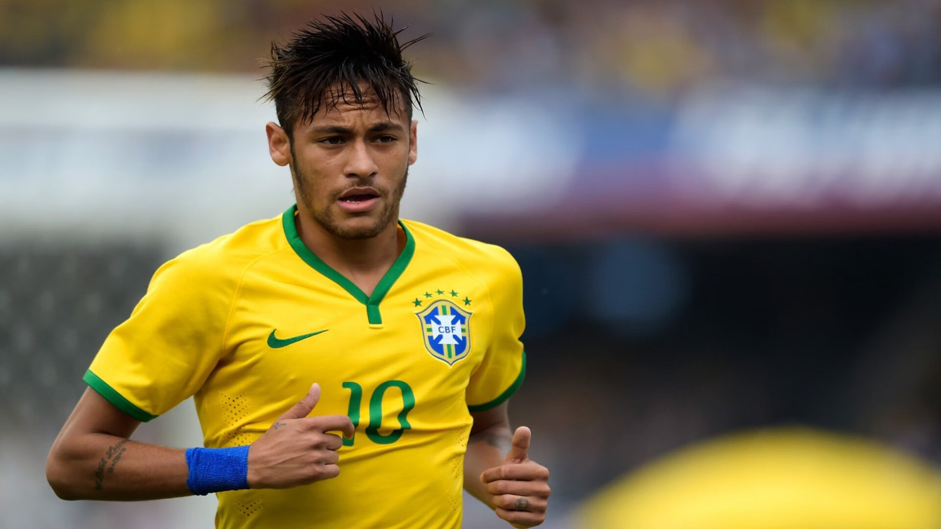 《FIFA》虚拟足球盛典，全球玩家期待已久！