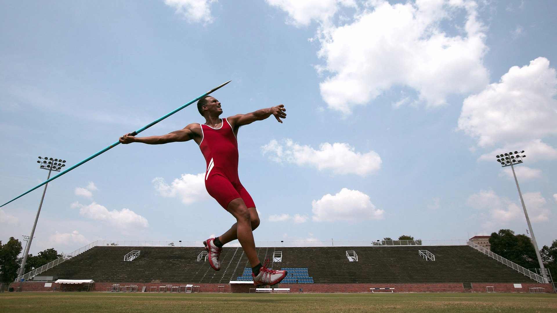 《中国体育报》:NBA选派的训练师亚洲杯期间已参与男篮训练,中国男篮亚洲杯集训