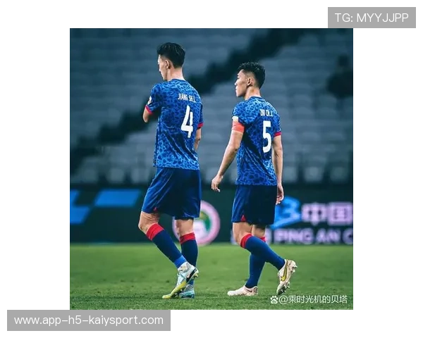 朱辰杰伤愈复出参与分组对抗,申花防线核心回归应对保级